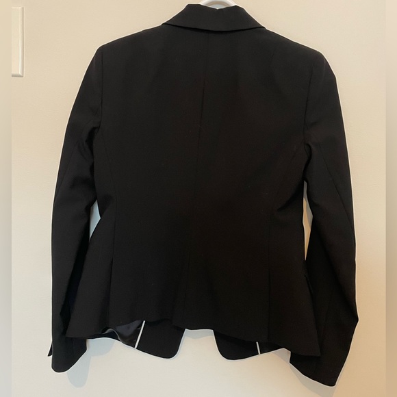 Beautiful Wool Skirt Suit - Picture 2 of 8